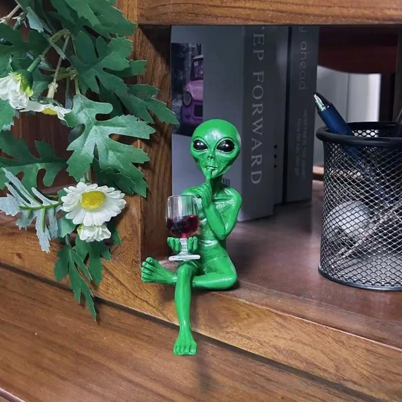 Alien Resin Sculpture Fun Figurine For Home Decor And Collectors