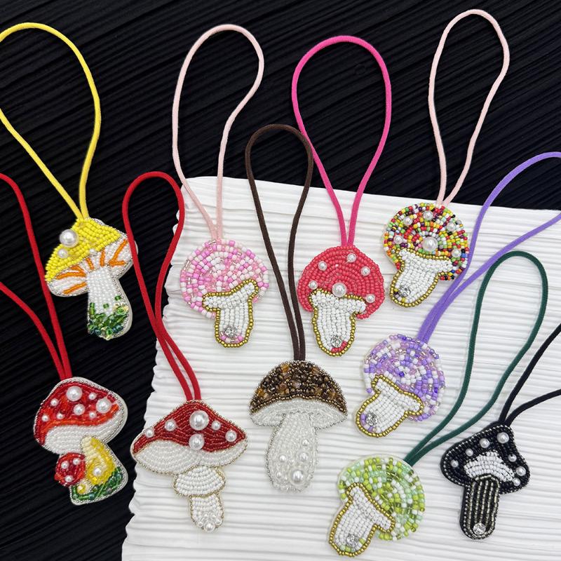 Cute Handmade Mushroom Beaded Bag Charm Colorful Beaded Keychain For Purse Home Decor Hanging Ornaments