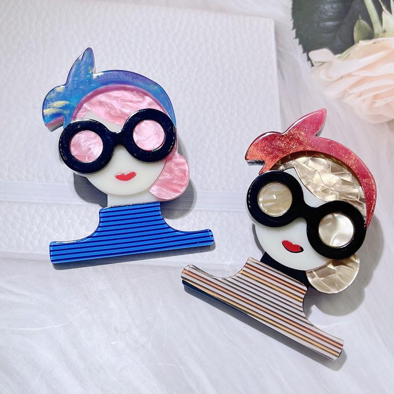 Bunte Streifen Tragen Schleife Brille Sanfte Dame Anstecknadeln Für Frauen Acryl Lehrer Elegant Figur Party Büro Tasche Anstecker Geschenke
