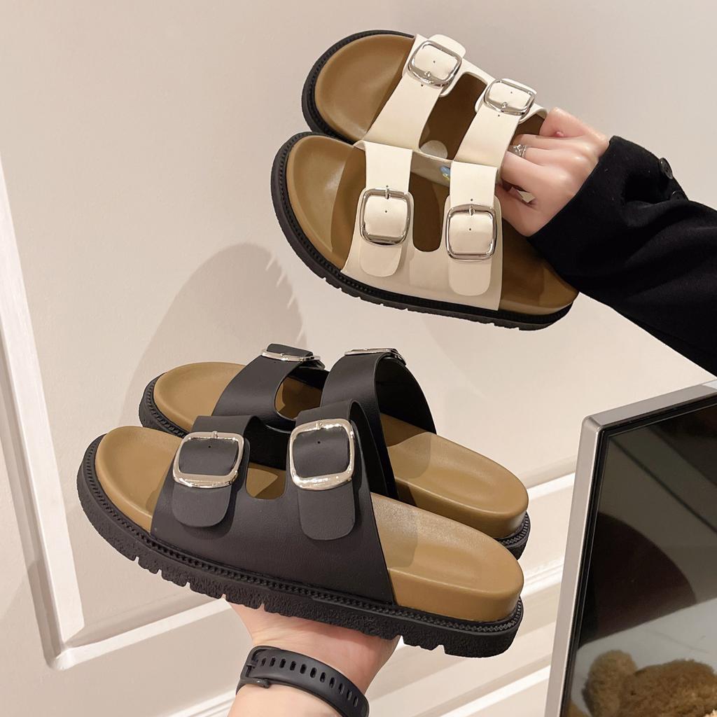 Fashion 2025 New Fashion Style Womens Flat Slippers Summer Outdoor Beach Sandals Female Classic Crok Buckle Sandal Lady Slides