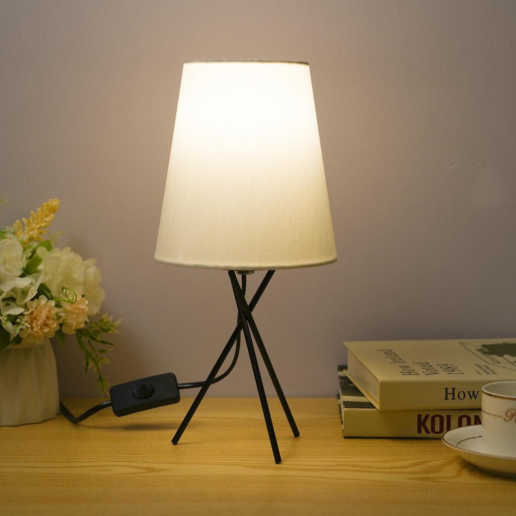 Stue soverom nattbord lampe