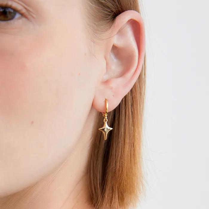 Hanging Star Pendant One Touch Earrings (E039_gold)