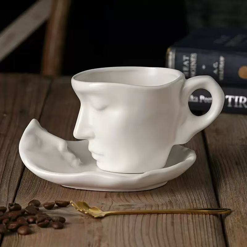 Ceramic coffee cup and sauce set creative facial cup couple drinking cup milk tea cup coffee cup milk cup tea cup