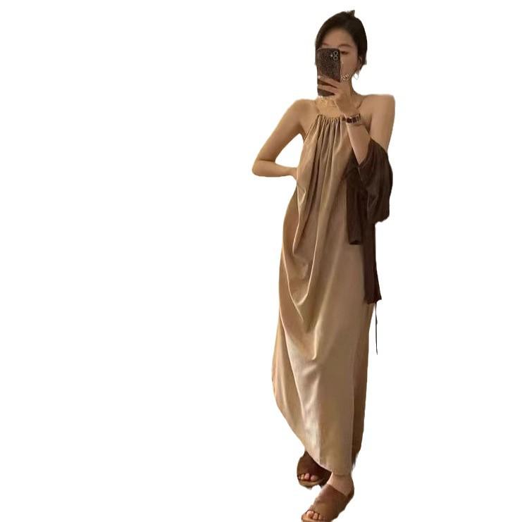 French Gentle Style Spaghetti Strap Tie-Up A-Line Long Dress with Pockets - Summer 2024 Collection