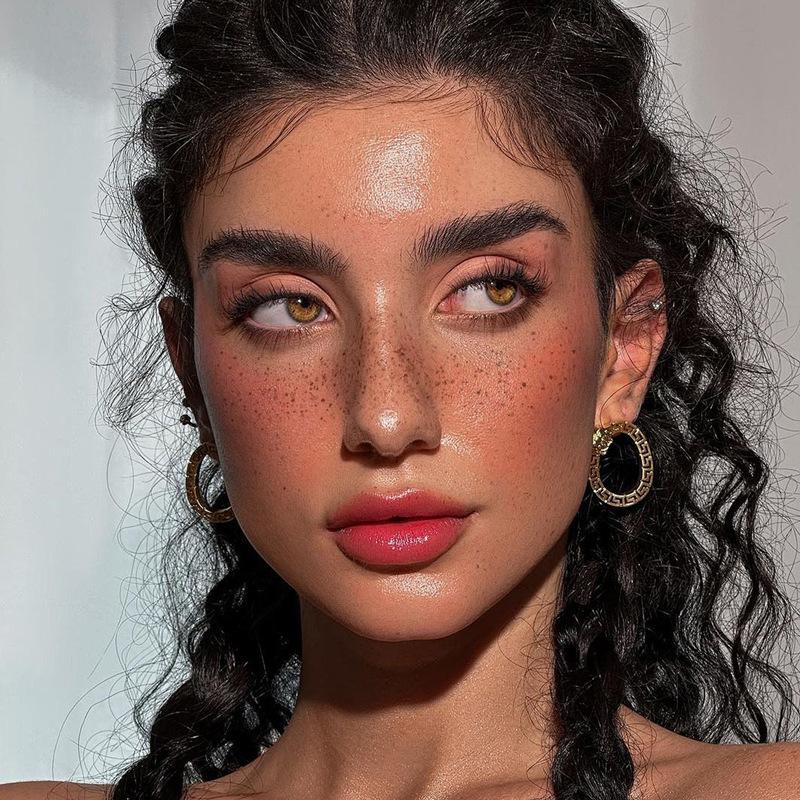 2Pcs Natural Freckles Stickers Realistic Brown Face Freckle Tattoos For Natural Makeup Look Cosplay