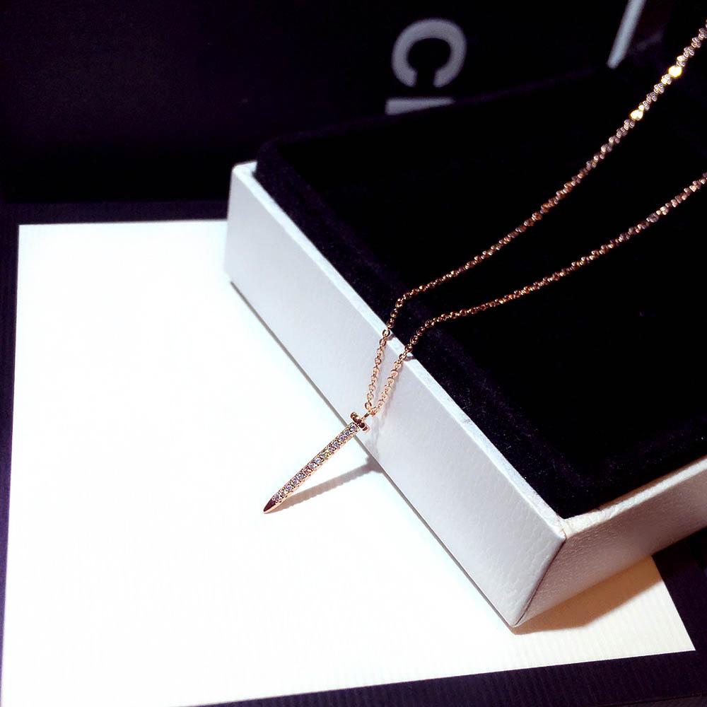 

Модное японское и корейское модное изысканное супер красивое инкрустированное бриллиантами темпераментное универсальное ожерелье на ключицу короткое ожерелье