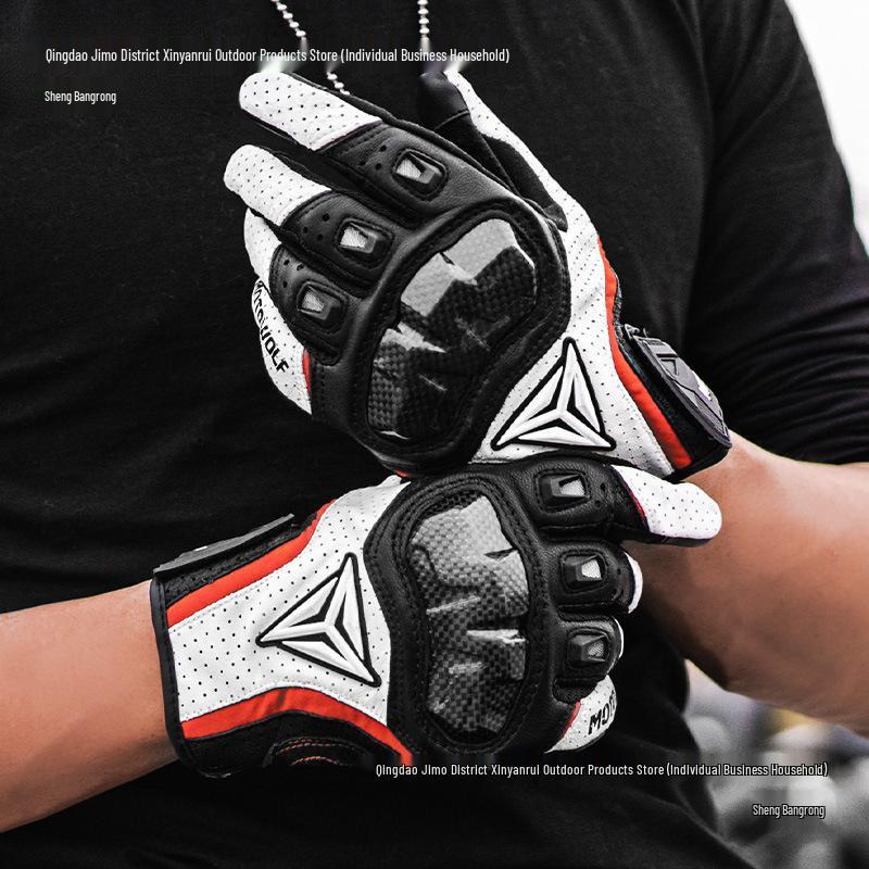 Four Seasons Carbon Fiber Motorcycle Gloves: Full-Finger, Anti-Fall, Winter Warm for Men and Women
