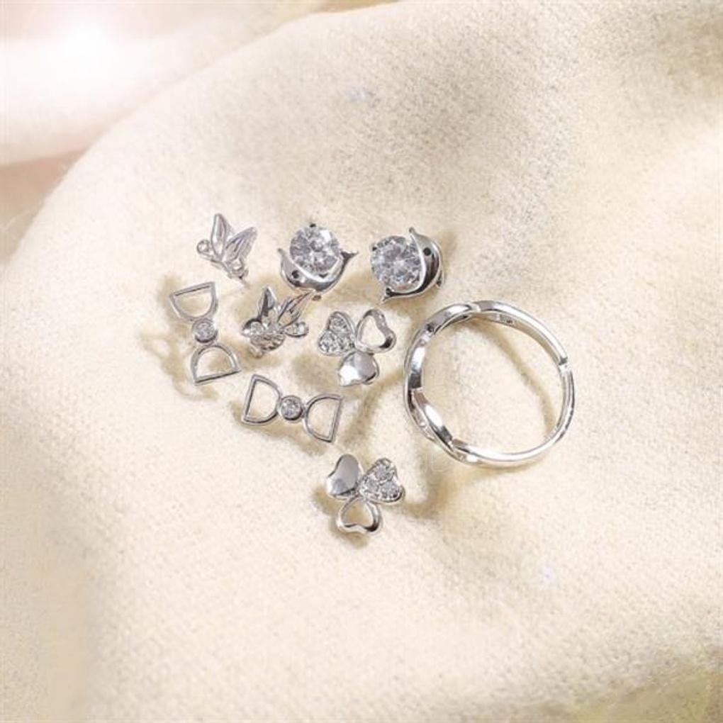 Bling For You Earrings 4-Piece + Ring Set Accessory Set