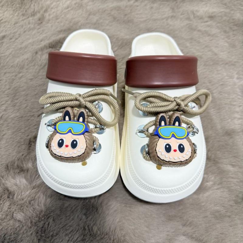 Cute baby straps cartoon garden hole shoes women wear soft-soled non-slip, breathable and non-smelly slippers outside the home