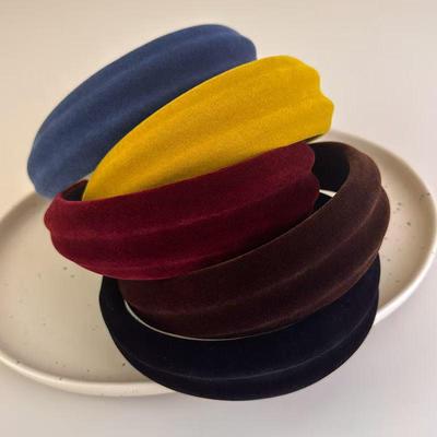 Women's Korean Velvet Headband with Concave-Convex Design for Face-Slimming and Versatile Style