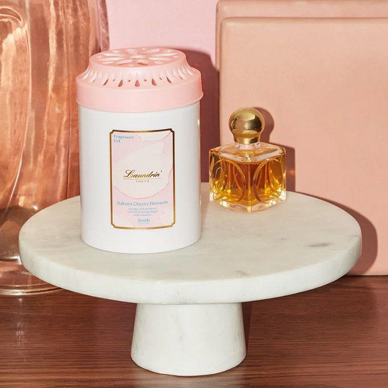

Langdelin Solid Fragrance Balm for Home Use, Long-Lasting Tea Scent, Air Freshener for Bathroom, Wardrobe, Living Room, and Car Sakura Fragrance 130g#Solid Balm