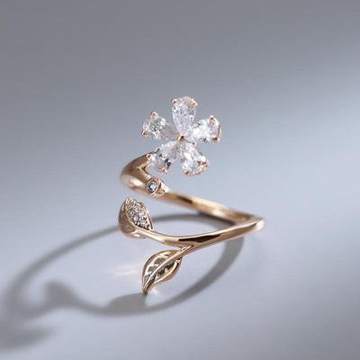White Zircon Flower Open Finger Rings Women Party Wedding Jewelry Fashion Golden Accessories