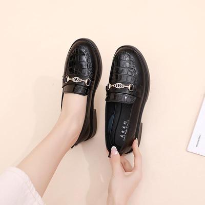 New Style Cowhide Comfortable Women's Soft Leather Shoes with Soft Sole