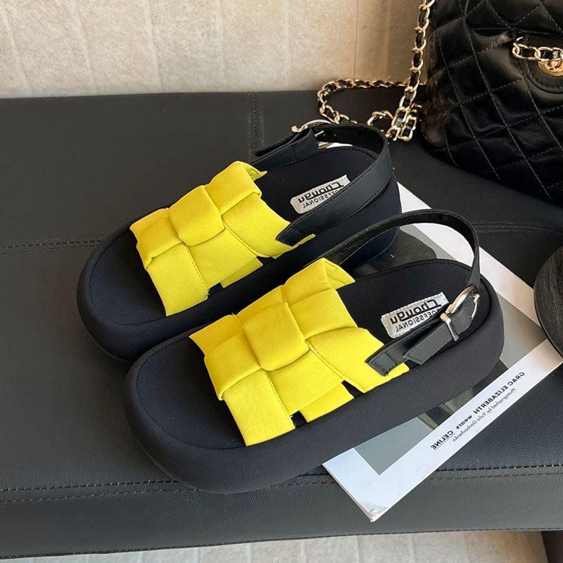 Super fire woven platform sandals new summer models go out with skirts non-slip open-toed beach Roman shoes