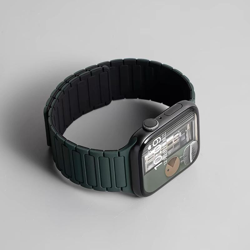 Strap for Apple Watch 10 Band 44mm 40mm 49mm 45mm 41mm 46mm Magnetic Silicone Loop Bracelet iWatch Series 11 9 8 7 6 Se Ultra2 3