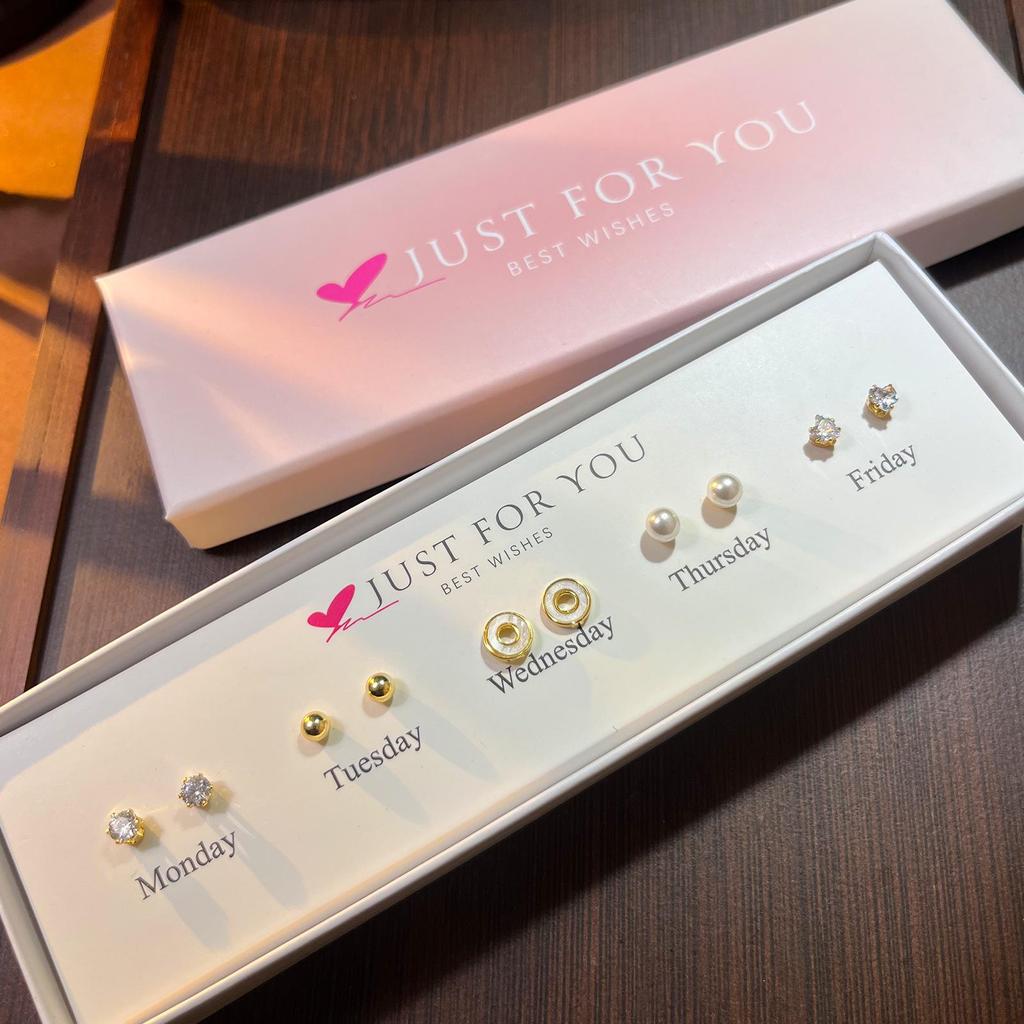 2025 Simple Bow, Star, Moon & Butterfly Stud Earrings Set with Gift Box