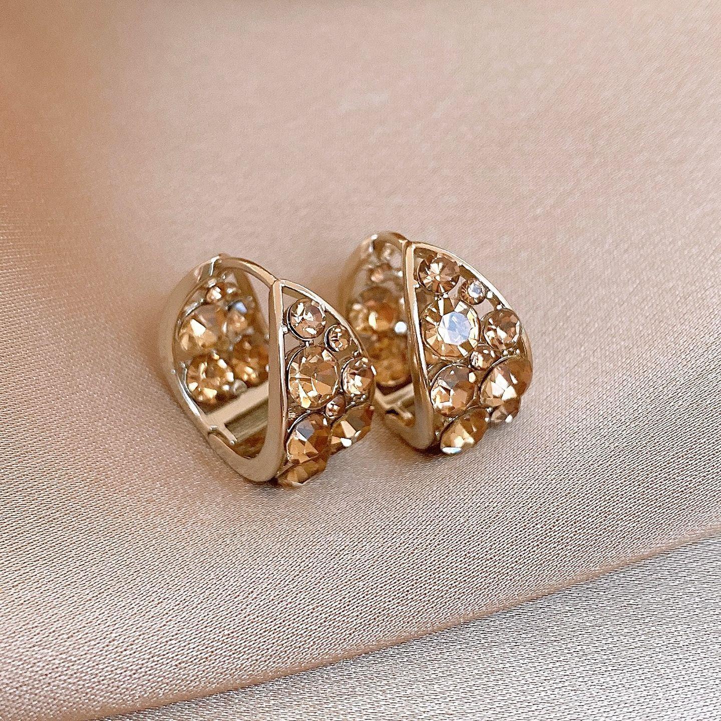 French retro diamond-set hollow U-shaped ear buckle exquisite versatile earrings earrings women