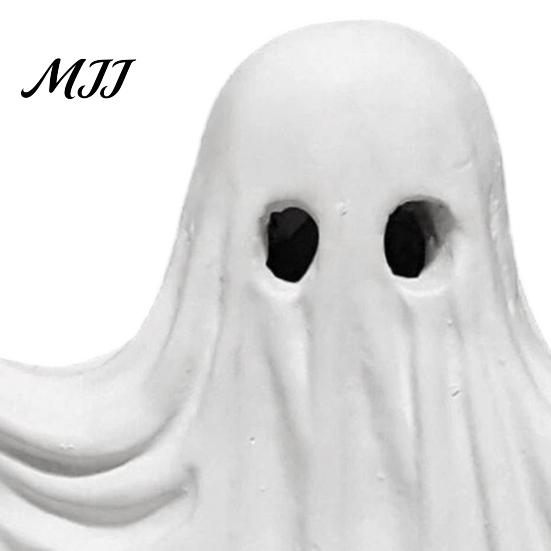Halloween Ghost Decor Figurine, Spooky Cute Statue, Retro White Decorative Fireplace Accents Ornament for Home Tabletop Party Decorations Unique Gift