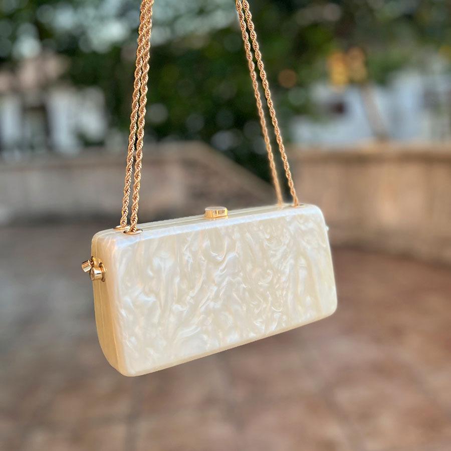 

New Fashionable Summer Beach Acrylic Evening Clutch Small Square Handbag for Women Single Shoulder and Crossbody слоновая кость