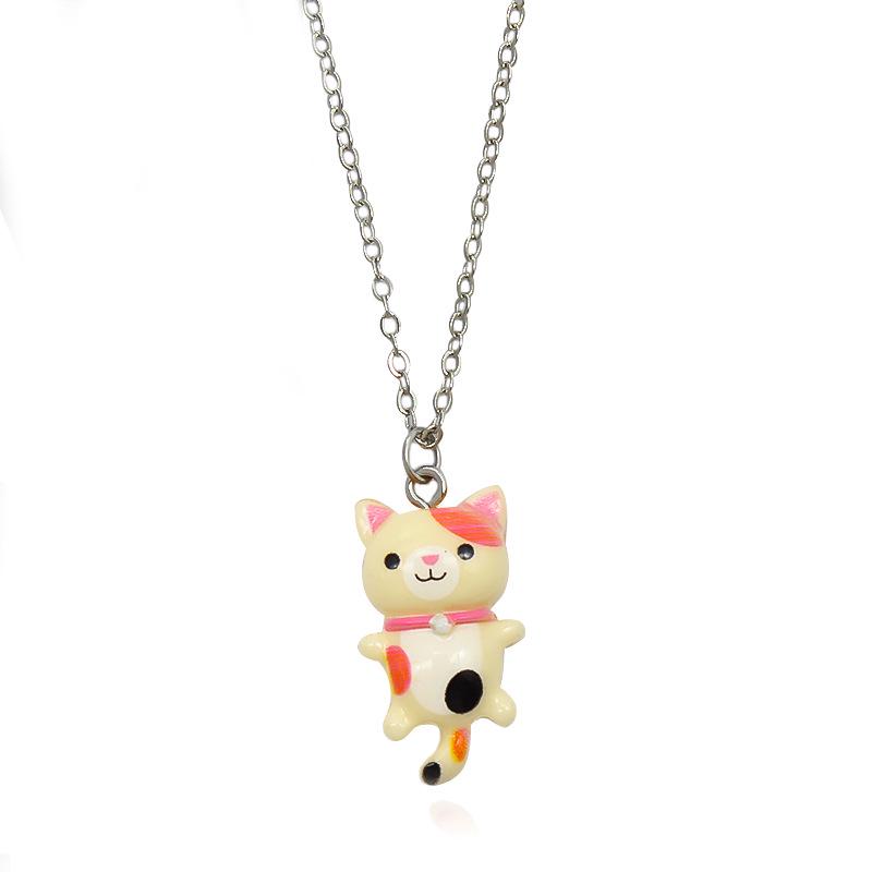 Cute Cartoon Kitten Pendant Necklace with Little Flower - Fashionable Accessory
