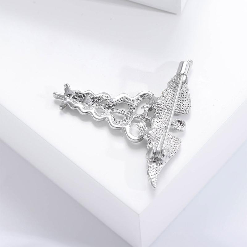 Fashionable Sophisticated Angelic Wing Lapel Pin with Dripping Oil Designs Contrast Accessory for Party Supplies Costumes