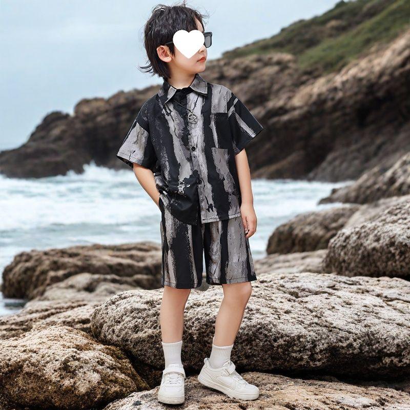 Boys' Ice Silk Cool Streetwear: Trendy Summer Short Sleeve Two-Piece Set