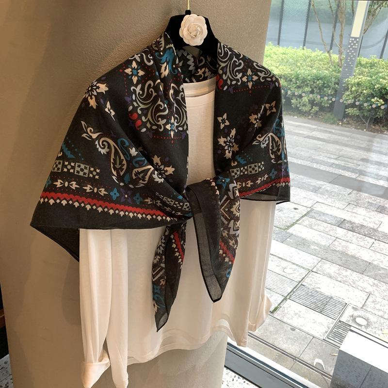 Spring Famous Style Thin Headscarf French Retro Large Square Scarf Women'S Spring And Autumn Versatile Design Scarf Large Shawl Silk Scarf