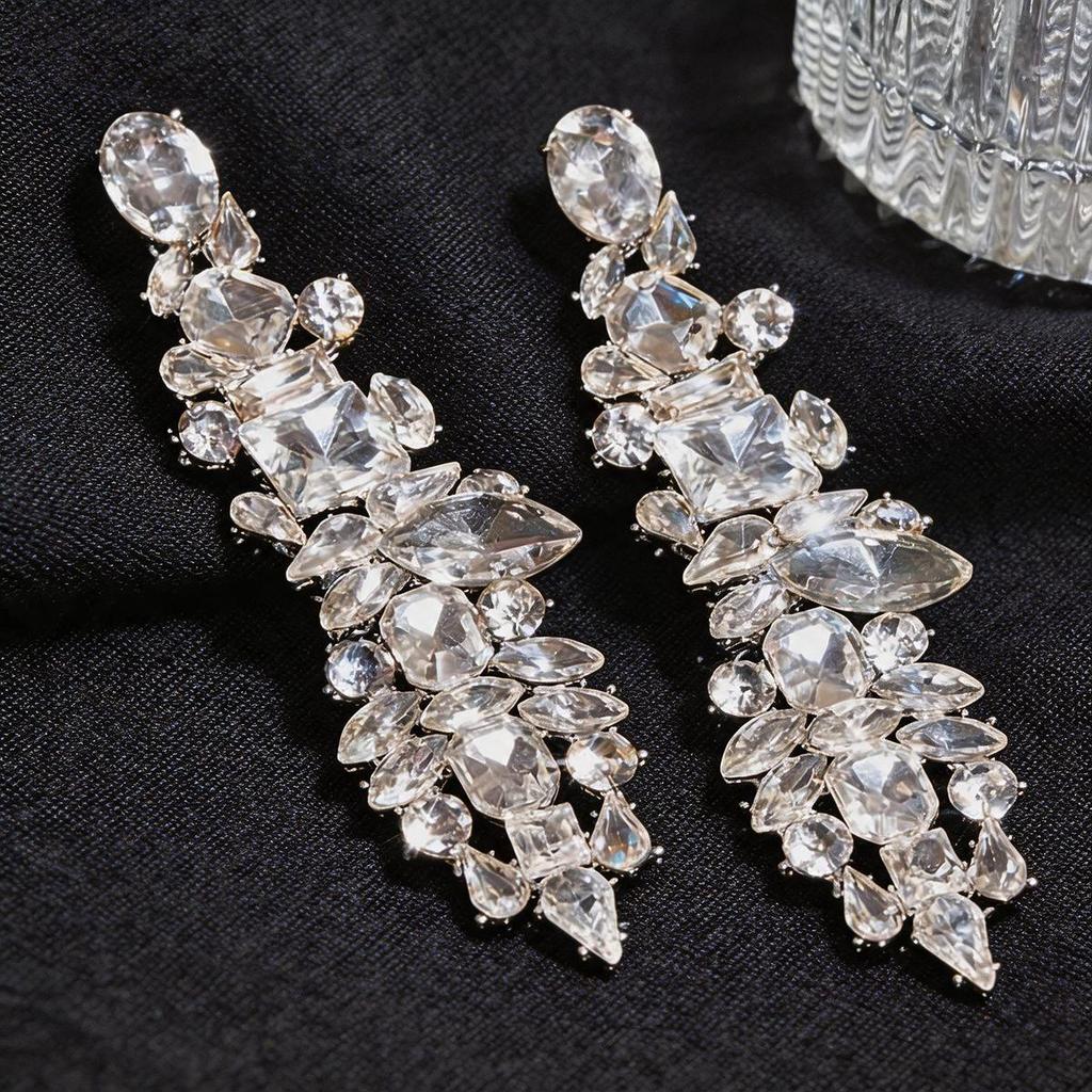 Exaggerated Rhinestone Irregular Earrings: High-End Minimalist Fashion Studs