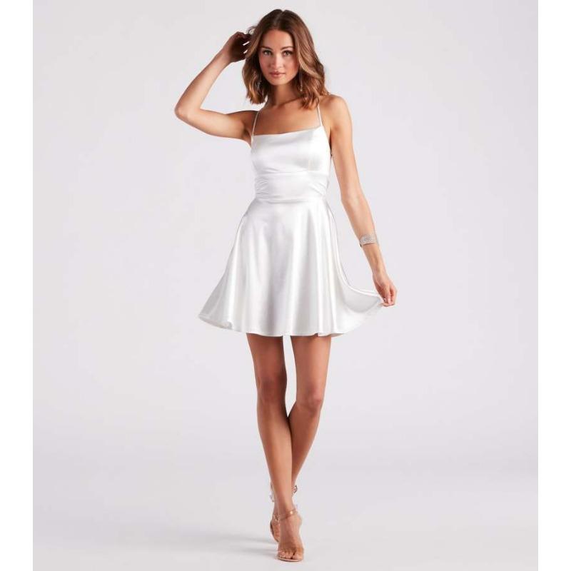 Sieviešu Seksuāla Bez Piedurknēm Spageti Siksniņa
