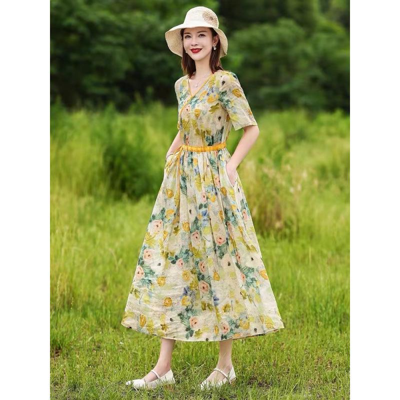 2026 Floral Summer Dress: Beach Style, Short Sleeve, Loose Fit, Cinched Waist, Plus Size.