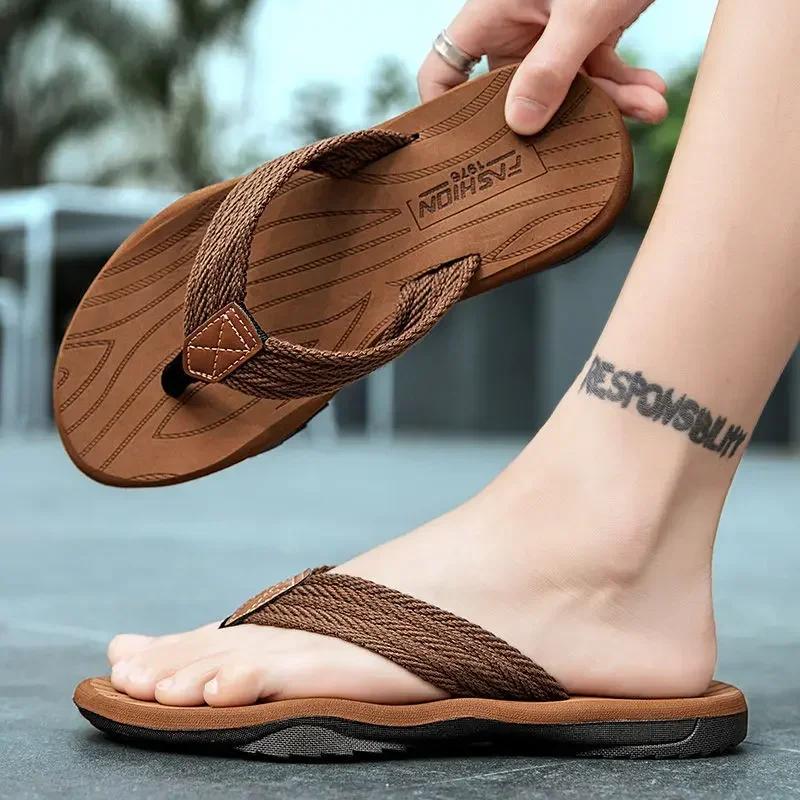 2024 Neueste Jumpmore Schuhe Herren Zehensandalen Mode Herren Sandalen Outdoor Weiche Sommer Hausschuhe Größe 39-45