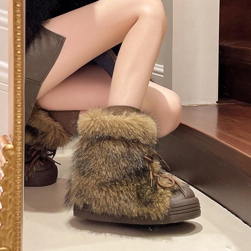 Small thick-soled snow boots women's 2026 new autumn and winter thickened fluffy short boots wear warm cotton shoes