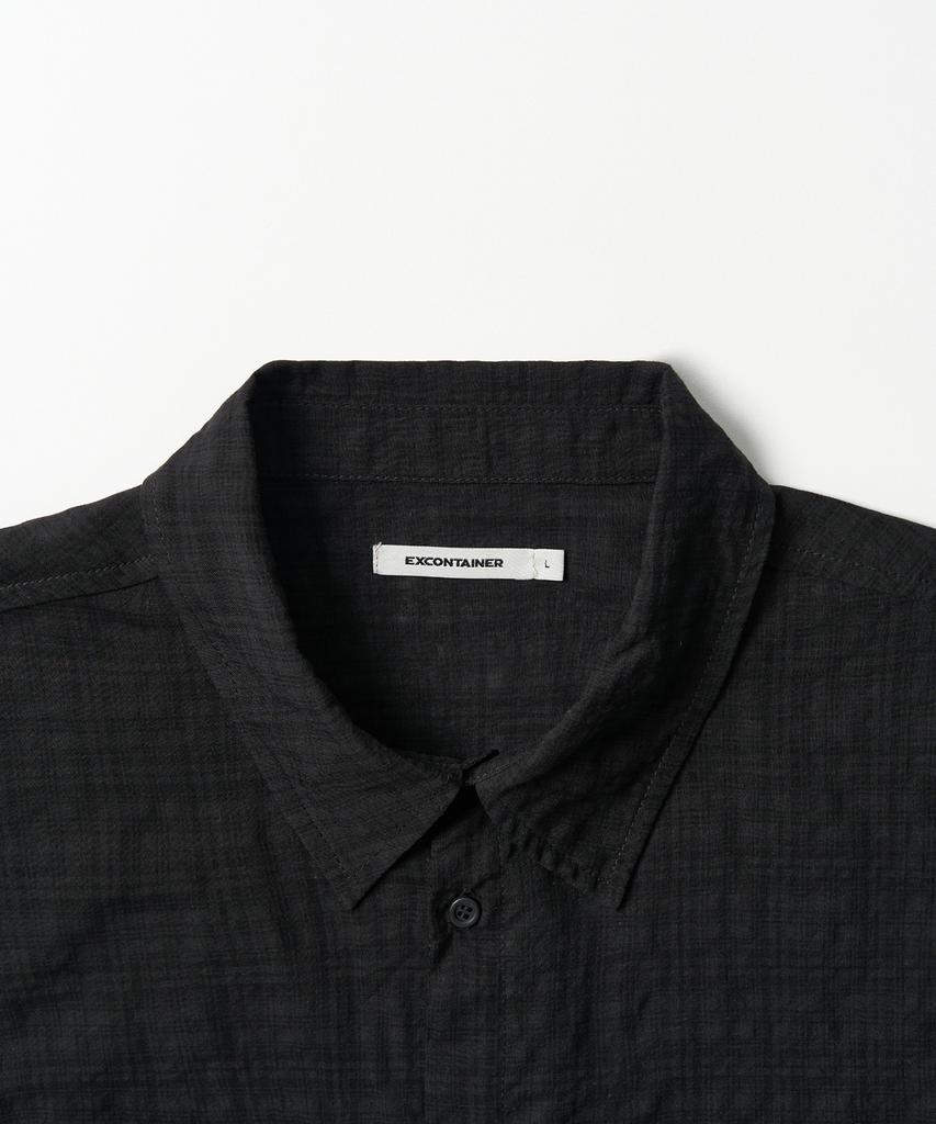 EXCONTAINER [Summer] Muted Check Semi-Crop Shirt (Black)