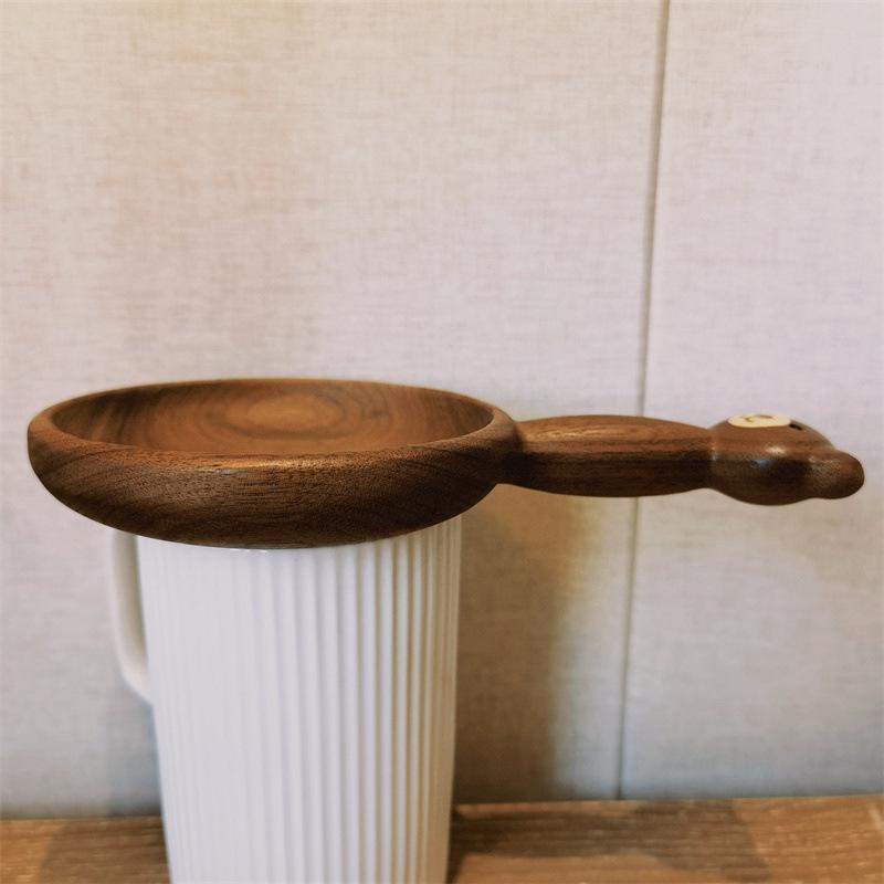 Bol din lemn cu ursuleț drăguț în stil japonez, farfurie din lemn, gustare cu fructe, desert, bol cu nuci, farfurii pentru salată, veselă, bol cu zahăr, vase de bucătărie