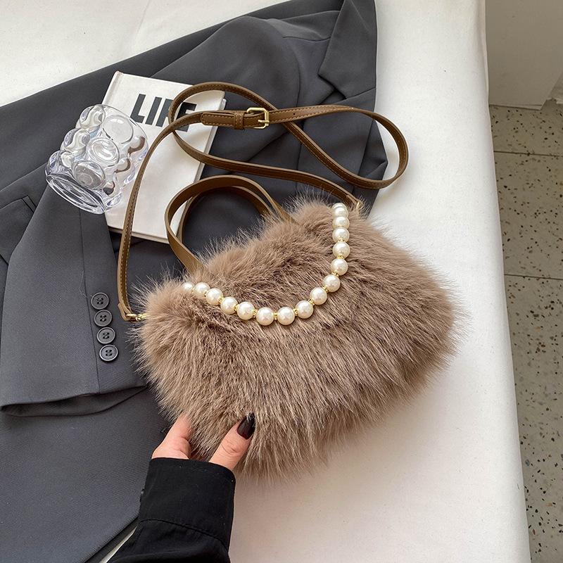 Furry Portable Small Bag Fashion Pearl Furry Small Square Bag Autumn And Winter Texture Women'S Messenger Bag