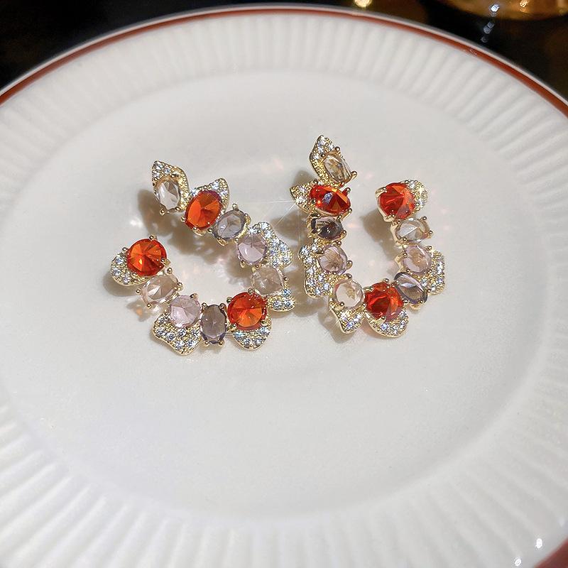 Female Retro Summer Exaggerated Light Luxury High-end Earrings 2#