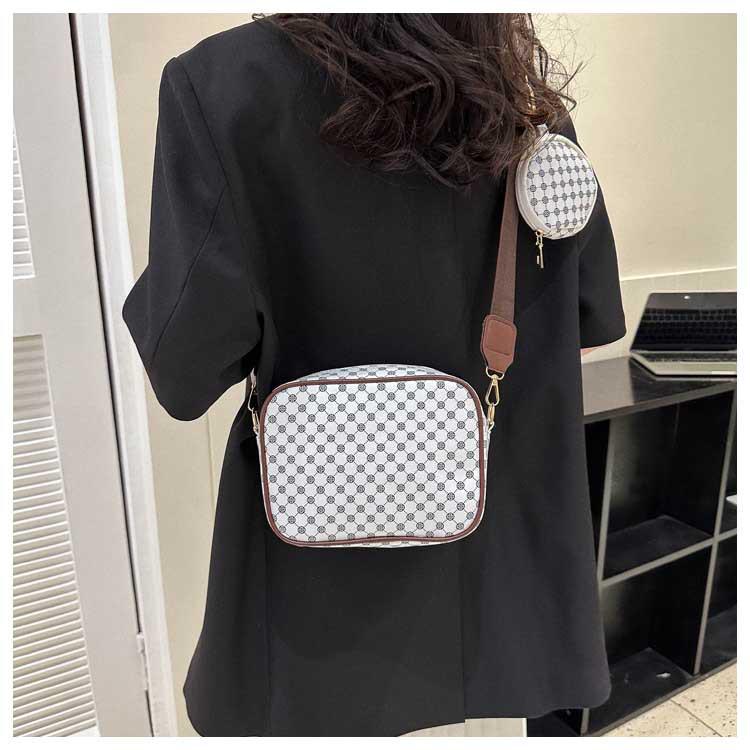 Women's 2023 Trendy Textured Minimalist Shoulder Bag - Stylish Small Casual Crossbody Bag