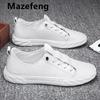Moda 2024 Nuove Scarpe da Uomo Pelle Pelle di Vacchetta Scarpe da Uomo Comode Basse Inglesi Casual Scarpe Singole Scarpe in Pelle Scarpe Formali