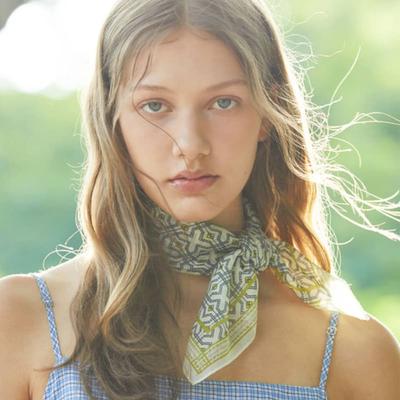 ANA MAISON To Provence. Handkerchief [PMP-1397col2]