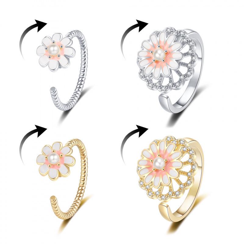 Trendy Adjustable Rotating Daisy Ring for Women – Open Design with Drip Oil Flower