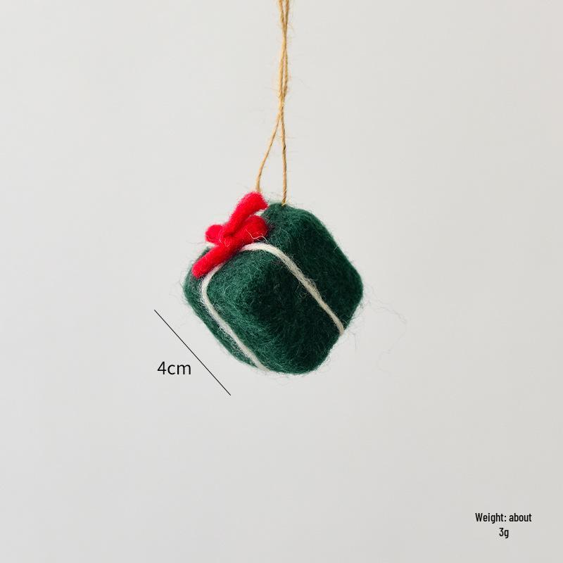 Christmas Festival Snowflake Pendant: Felt Gingerbread Cartoon Ornament