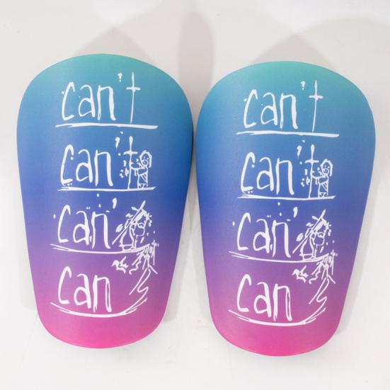 2 Stück Fußball-Schienbeinschoner, Miniatur-Fußball-Schienbeinschoner, winzige Schienbeinschoner, harte Antikollisionsschutzausrüstung für das Fußballtraining