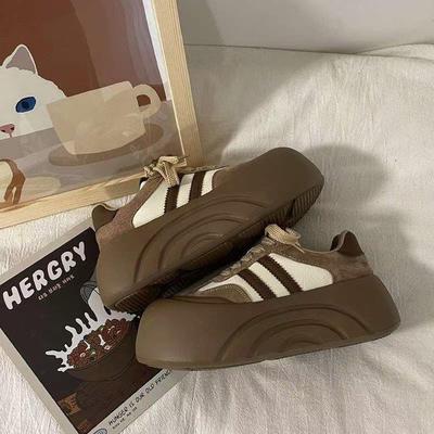Plateau-Brot-Schuhe Damen Retro Casual Erhöhende Board-Schuhe Sportliche Weiße Schuhe