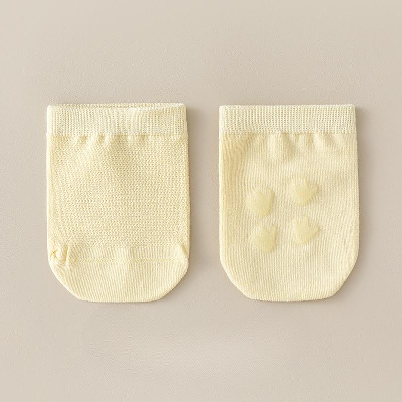 Female Summer Thin Cotton Non Slip Sweat Absorption Boneless Shallow Mouth Invisible Half Socks