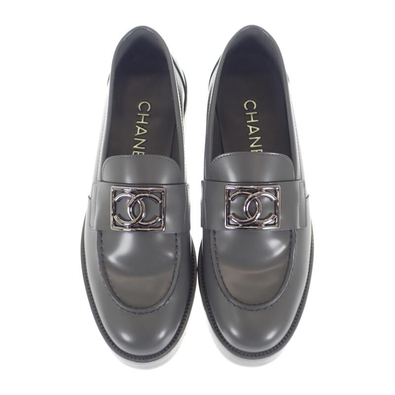 CHANEL  G45156 loafers gray leather Women