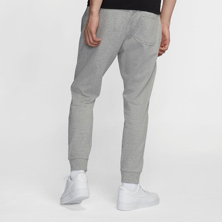 Nike Sportbekleidung Club Fleece Jogginghose mit Kordelzugbündchen Herren Unterteile Dunkelgrau BV2763-063