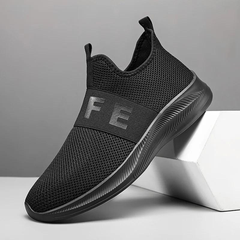 Fashion Summer Lightweight Men Casual Shoes Fashion Soft Mesh Male Sneakers Designer Tennis Shoes Man Training Walking Running Sneakers