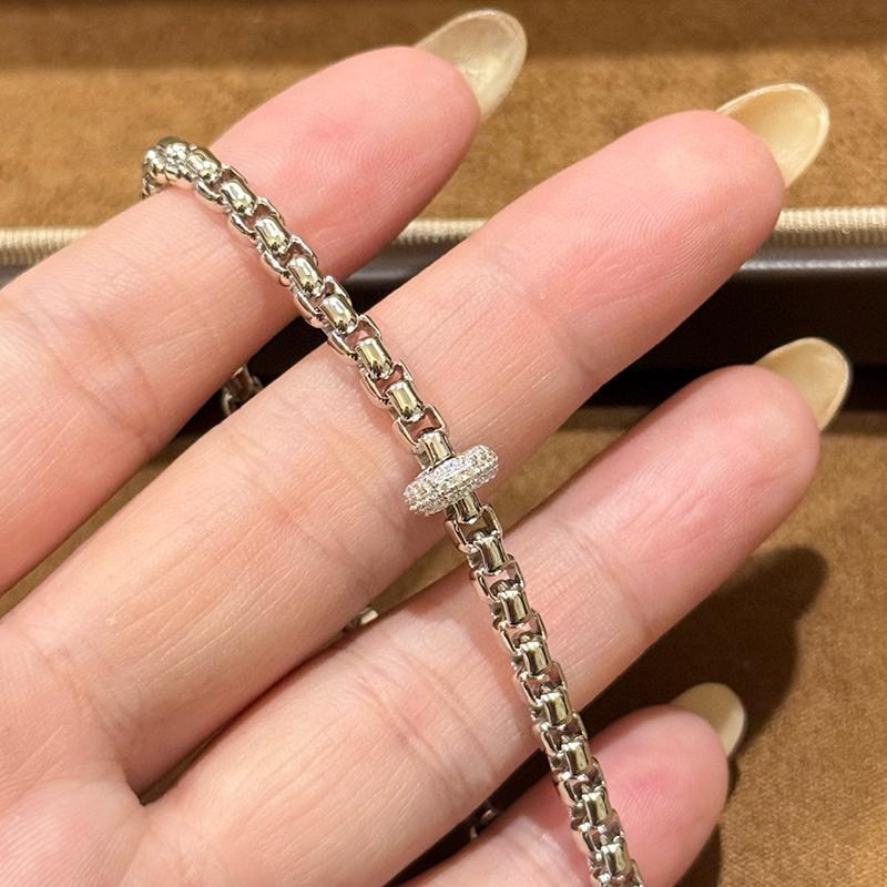 17CM Luxury Pure 925 Sterling Silver Jewelry for Women Rock Design Classic Silver Zircon Steam Punk Jewelry Party Bracelet