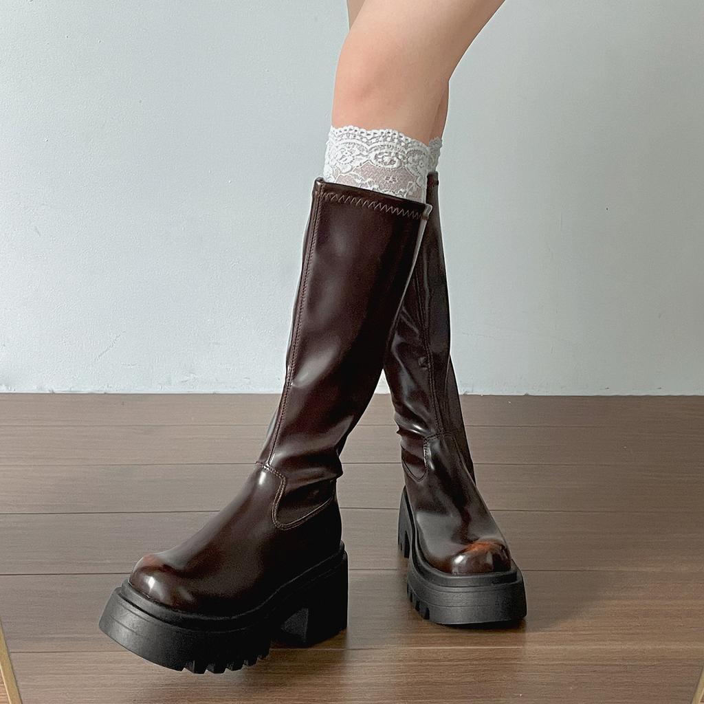 Retro czarne brytyjskie buty na platformie damskie buty 2025 nowe jesienne wysokiej klasy wysokie smukłe buty jeździeckie