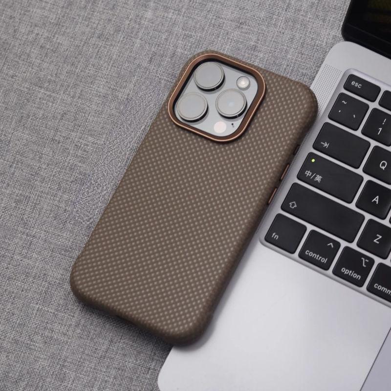 Silicone PU Leather Phone Case for Apple iPhone 16 ProMax- MagSafe Drop-Resistant Business Style Phone Cover for iPhone16/15/14/13/ProMax/Plus/Pro